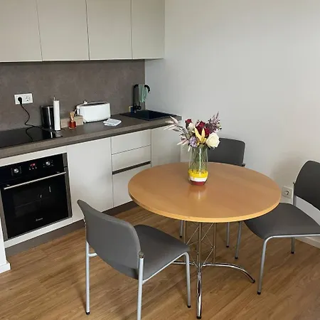 Wonderful Center Apartment